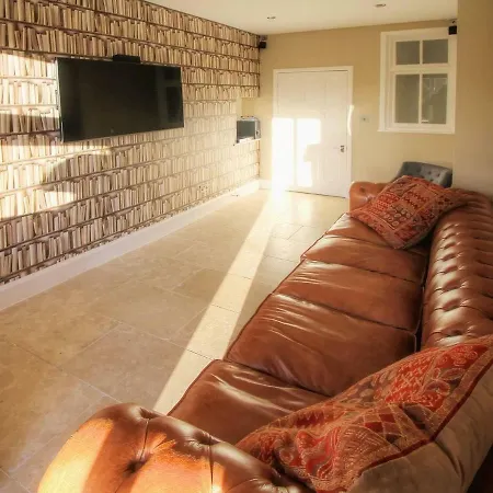 بيت للعطل Oakland West ويندرمير